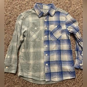 💕3 for $10💕 Super soft flannel size 8